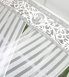 Panelová záclona s ažurovým vzorem 120 x 250cm