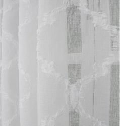 Voálová záclona bílá se vzorem 145 x 250cm